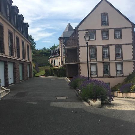 Beautiful Ground Floor 2 Bedroom Apartment Honfleur Eksteriør billede