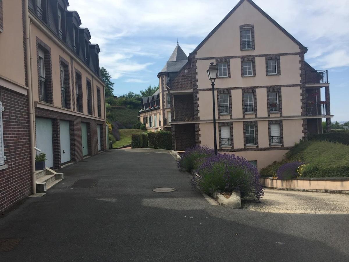 Beautiful Ground Floor 2 Bedroom Apartment Honfleur Eksteriør billede